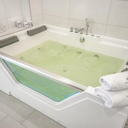 Feriehus Baltic Village-damp *